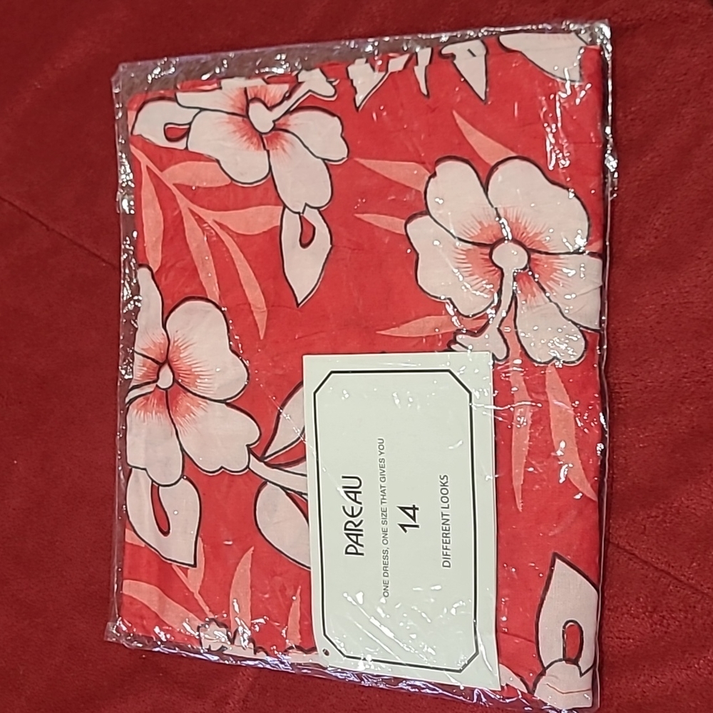 [NEW] PAREAU One Dress, One Size That Gives You 14 Different Looks Red Floral HI